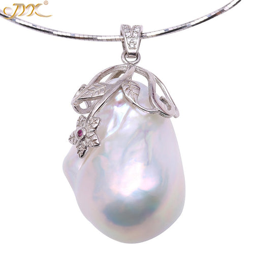 natural Baroque Freshwater white Pearl  necklace